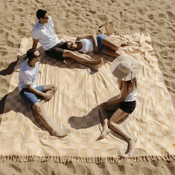 Factory Sale: Big Beachy™ Blanket